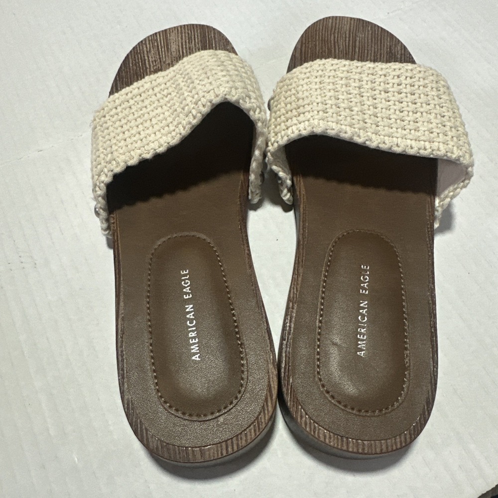 American Eagle Women's White Woven Slide Sandals Slip-On Open Toe Stitched 6